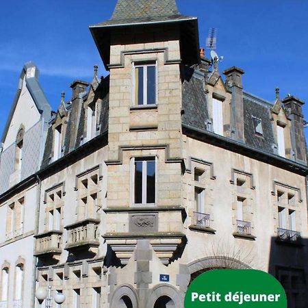 Gite d'étape et de groupe La Villa François Premier La Bourboule Exterior foto