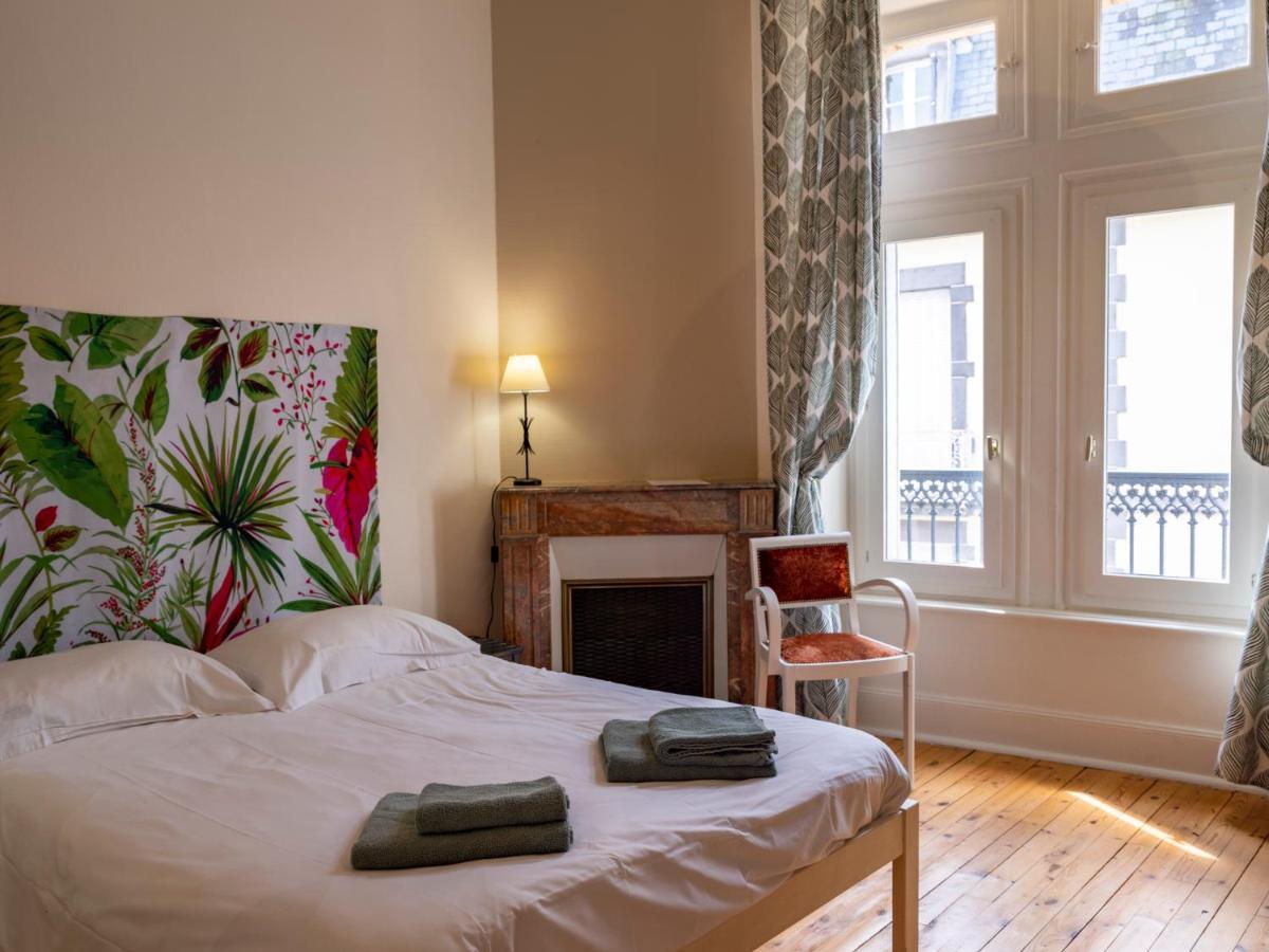 Gite d'étape et de groupe La Villa François Premier La Bourboule Exterior foto
