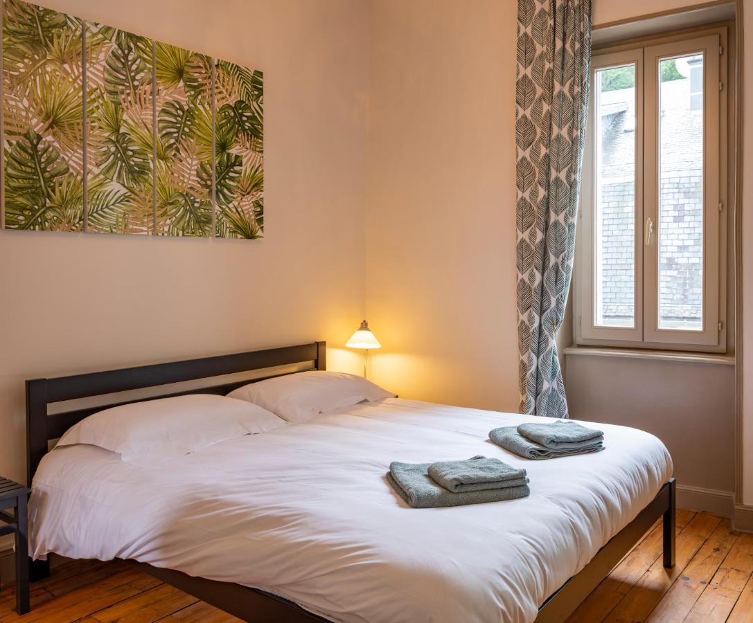 Gite d'étape et de groupe La Villa François Premier La Bourboule Exterior foto