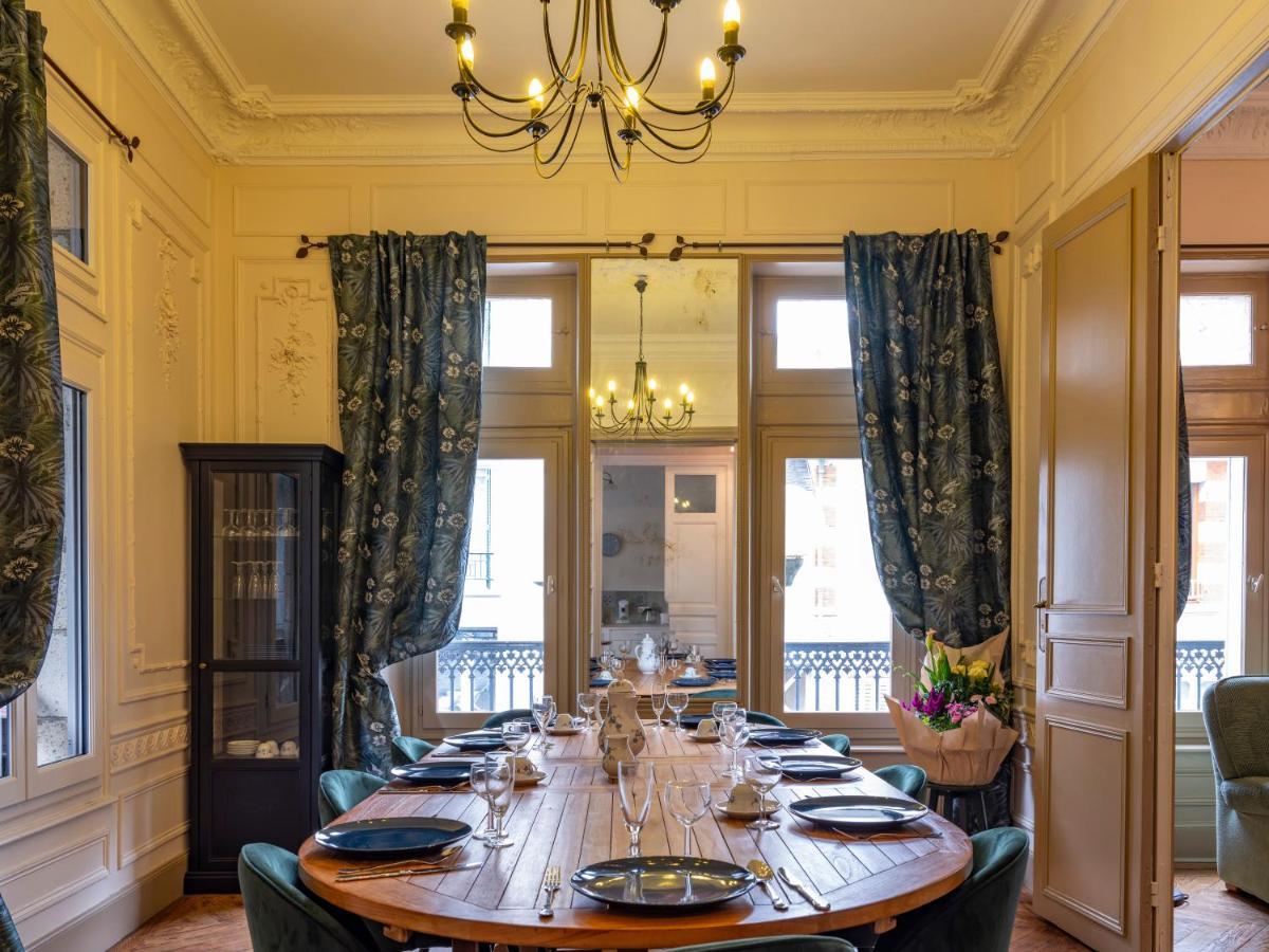 Gite d'étape et de groupe La Villa François Premier La Bourboule Exterior foto