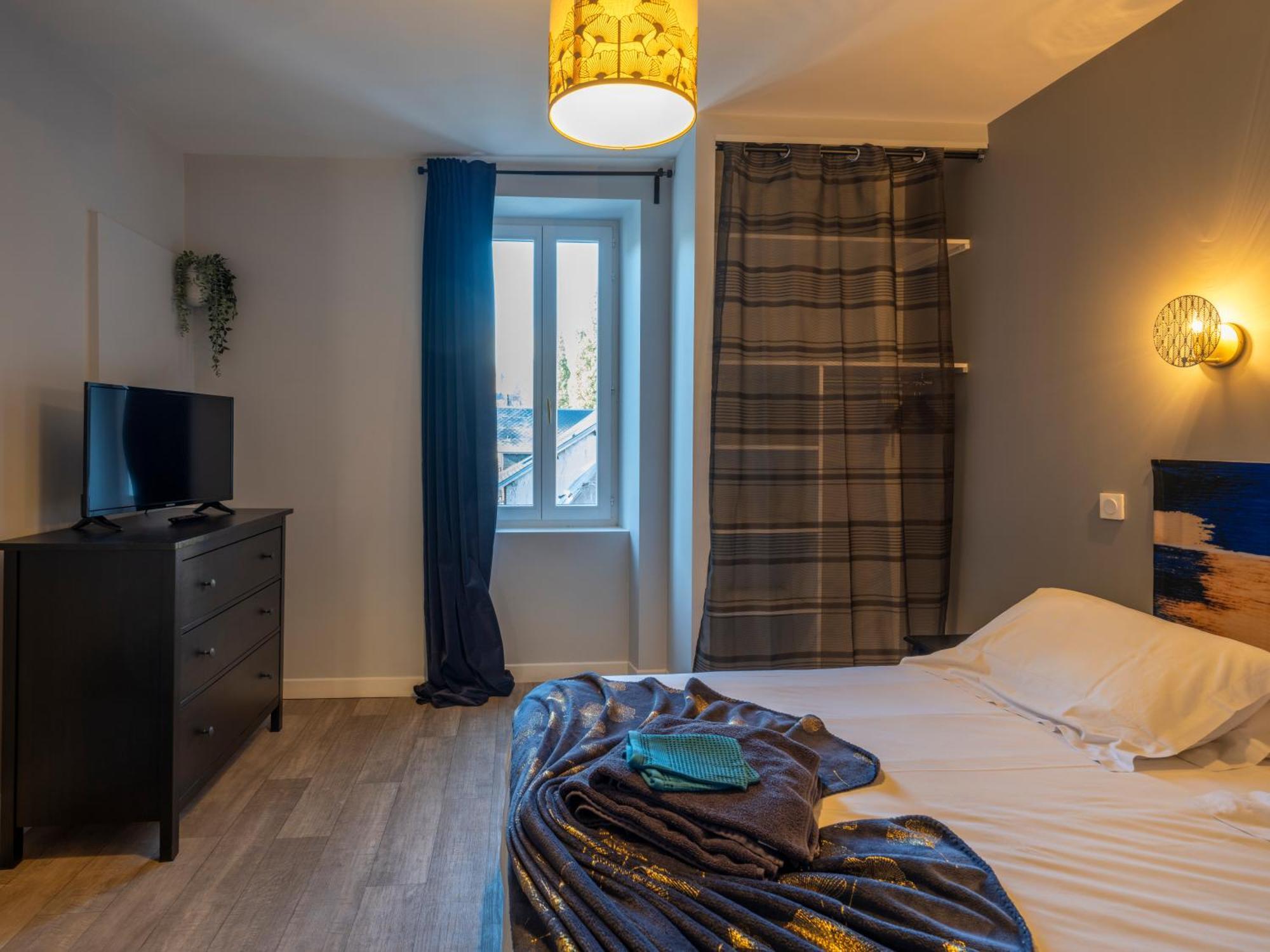 Gite d'étape et de groupe La Villa François Premier La Bourboule Exterior foto